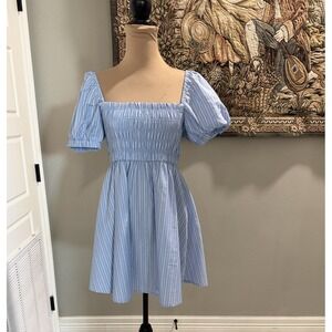 Celebrity Pink Dress Womens Small Blue Striped Smocked Puff Sleeve Sundress